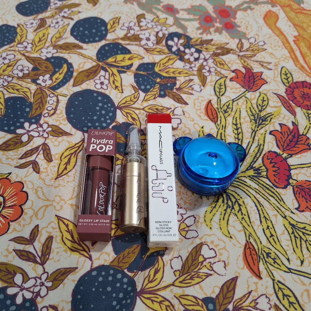 Mac Cosmetics Lipglass